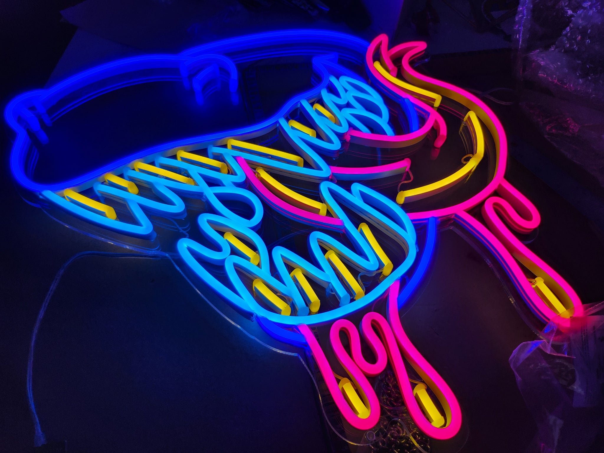 MAW LED Neon Sign (Hand-Made) : pre order: 4 weeks to make